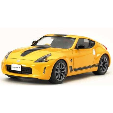 1/24 Nissan 370Z Heritage Edition Car - Fusion Scale Hobbies