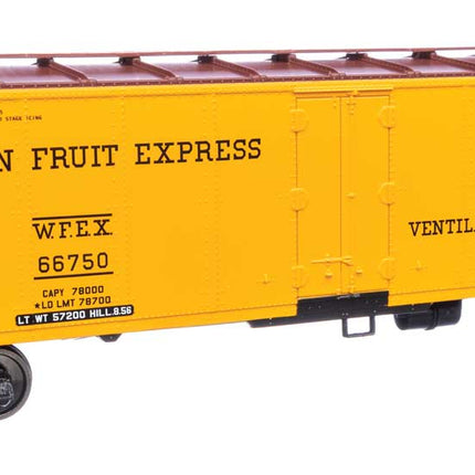 Walthers Mainline HO Scale Western Fruit Express WFEX #66750 40' Steel Reefer with Dreadnaught Ends