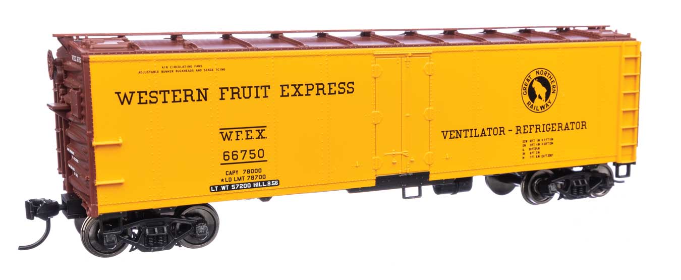 Walthers Mainline HO Scale Western Fruit Express WFEX #66750 40' Steel Reefer with Dreadnaught Ends