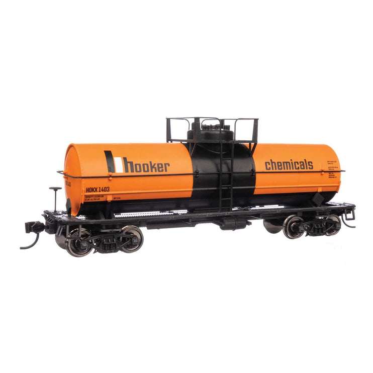 Walthers Mainline HO Scale Hooker Chemicals HOKX #1403 36ft 10,000 Gallon Insulated Tank Car