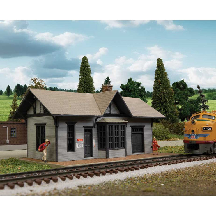 Walthers Cornerstone N Scale Golden Valley Depot Kit