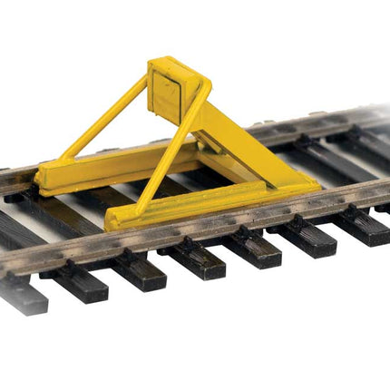 Walthers HO Scale Yellow Track Bumpers 4 Pack Assembled 