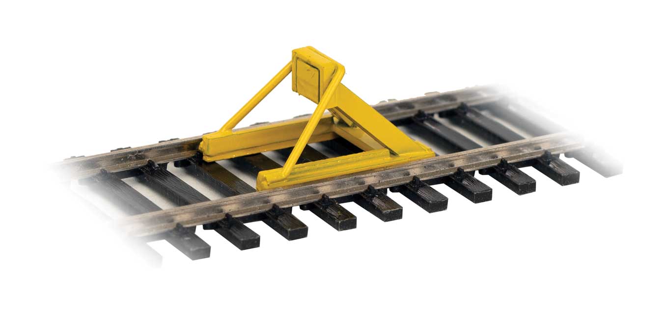 Walthers HO Scale Yellow Track Bumpers 4 Pack Assembled 