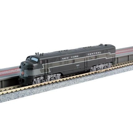 Kato N Scale E7 A/A Diesels New York Central NYC #4008  #4022 2 Pack