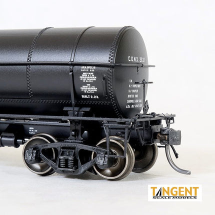 Tangent CONX “Continental Oil 1923+ Lease” GATC 1917-design 8000 Gallon Tank Car #2631