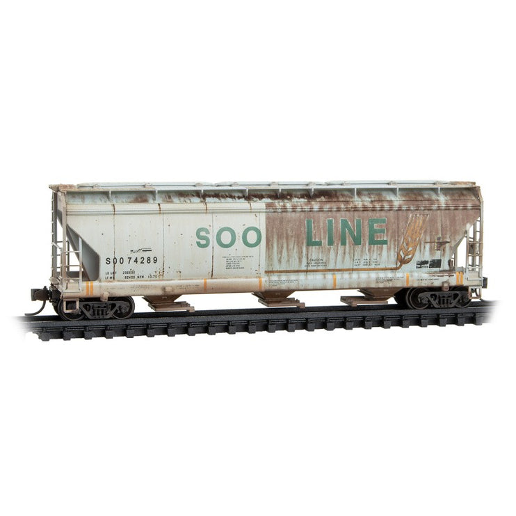 Micro Trains N Scale Weathered Soo Line Covered Hoppers Two Pack - Foam Nest