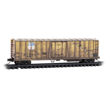 Micro Trains Line N Scale Union Pacific RD# 458383, 358649 Weathered 2-pack Foam Family Nest