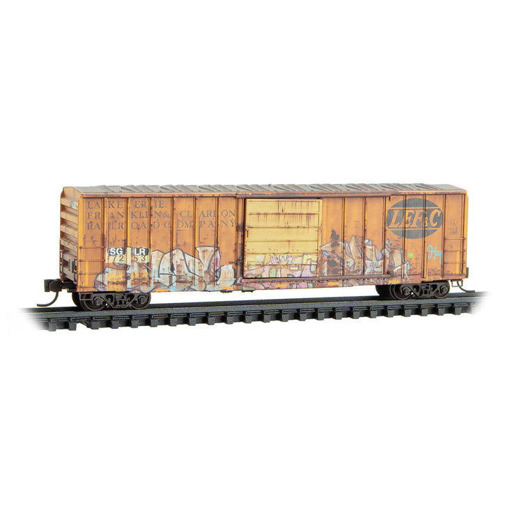 Micro Trains N Seminole Gulf/ex-LEF&C 50' Rib Side Box Car Plug Door w/o Roofwalk RD# SGLR 7253 | Fusion Scale Hobbies