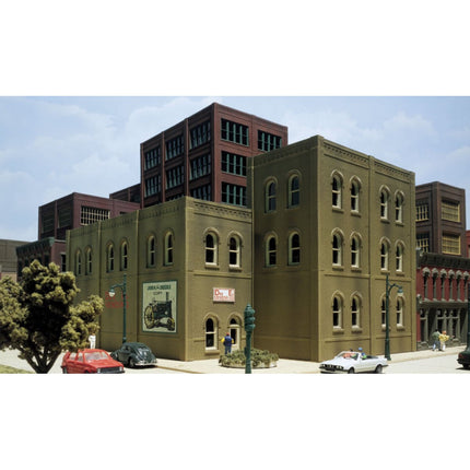 Woodland Scenics HO Scale DPM Arched Window Industrial Building