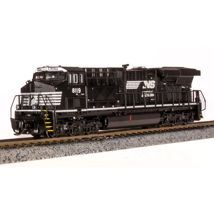 Broadway Limited N Scale ES44AC Diesel NS #8140/blk&wht DC/DCC Sound