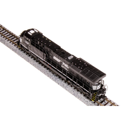 Broadway Limited N Scale ES44AC Diesel NS #8140/blk&wht DC/DCC Sound