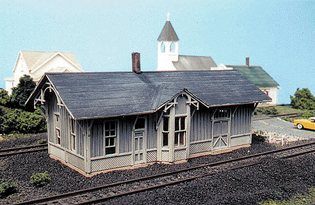 Blair Line 185 Chesapeake & Ohio Depot - Standard #1 Design (Laser-Cut Wood Kit) 2-3/4" x 7" 6.8 x 17.5cm HO Scale