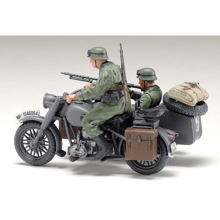 Tamiya 1/48 German motorcycle and side car