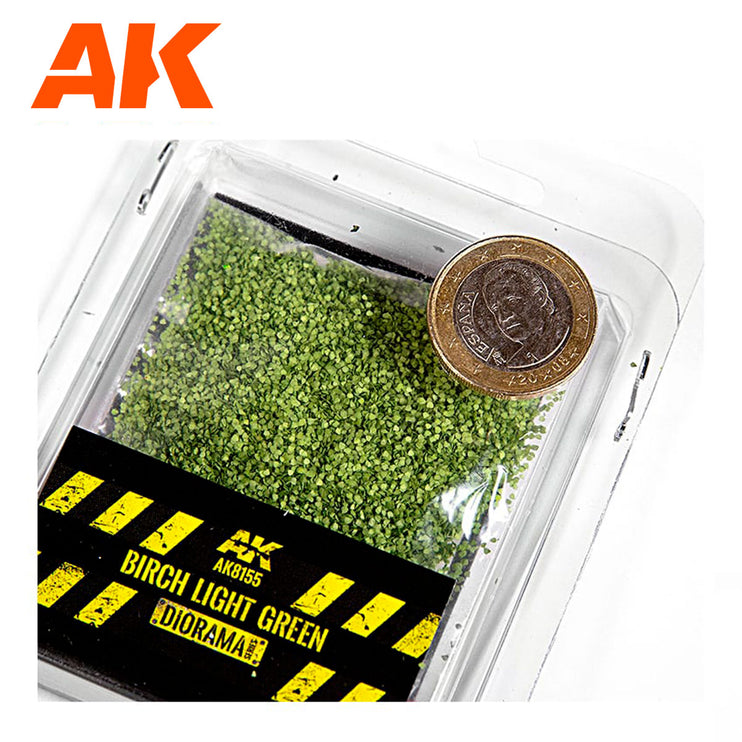 AK Interactive Birch Light Green Leaves - 28mm 1/72 (Bag 7 grams)