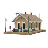Woodland Scenics HO Scale  Dansbury Depot Built and Ready