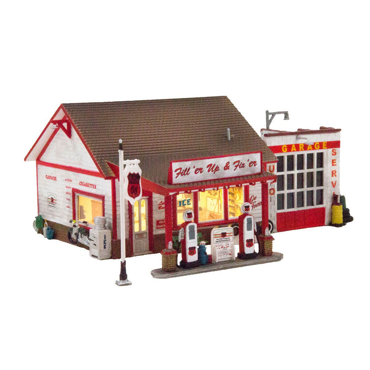 Woodland Scenics HO Scale Fill'er Up & Fix'er Built and Ready