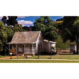 Woodland Scenics HO Scale  Old Homestead Built and Ready