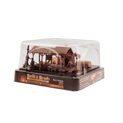 Woodland Scenics HO Scale  Buzz's Sawmill Built and Ready