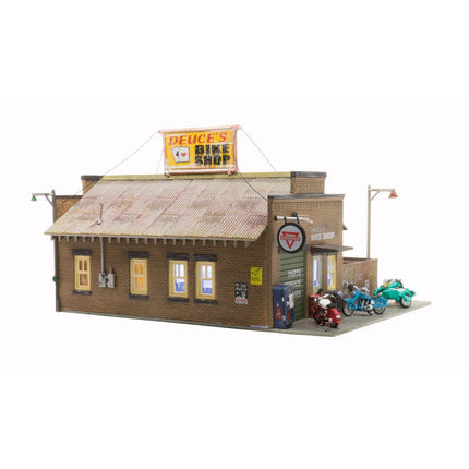 Woodland Scenics HO Scale  Deuce's Cycle Shop Built and Ready