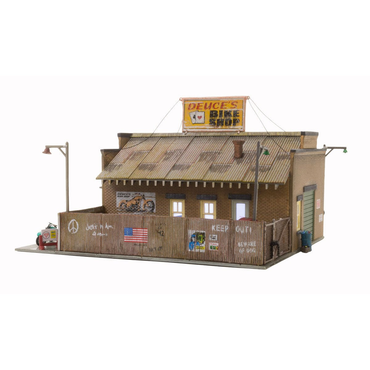 Woodland Scenics HO Scale  Deuce's Cycle Shop Built and Ready