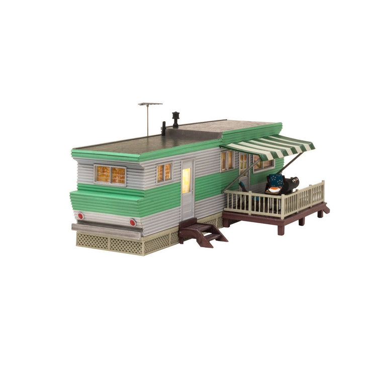 Woodland Scenics O Scale Grillin' & Chillin' Trailer (Lit) Built and Ready