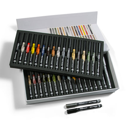 AK Interactive Real Colors Markers Special Box Real Colors Markers 34 Markers