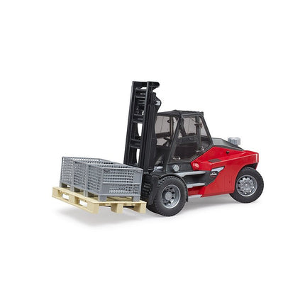 Bruder Toys Linde HTI60 Fork Lift w pallet and 3 pallet cages