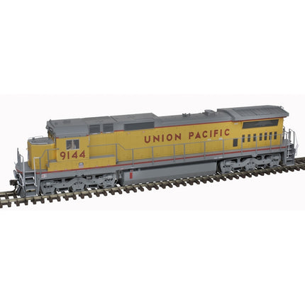 Atlas HO Union Pacific #9105 Dash 8-40C DC/Silver