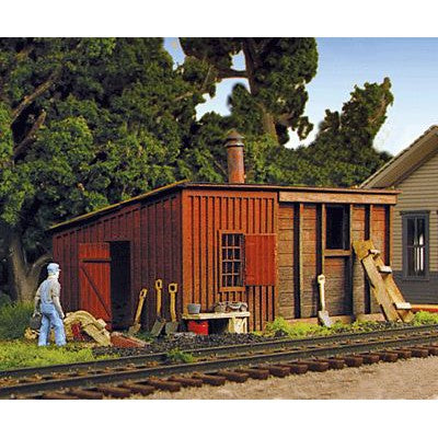 Monroe Models Ho Pump House, Coal Shed