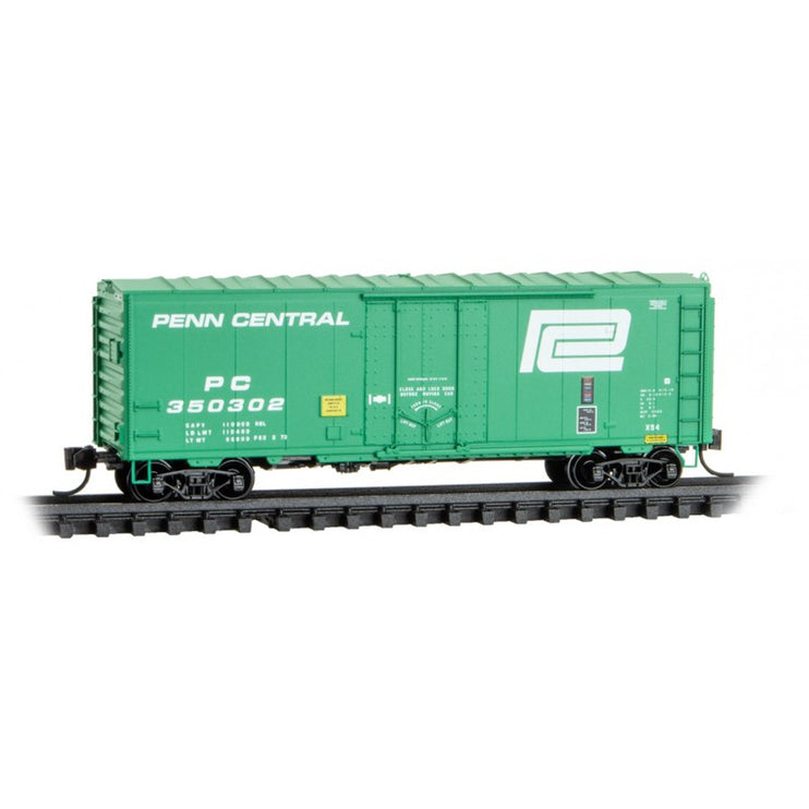 Micro Trains N Scale 40' Standard Boxcar Plug Door Penn Central PC 350302