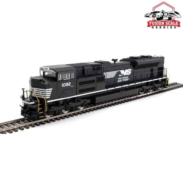 Walthers Mainline HO Scale EMD SD70ACe Standard DC Norfolk Southern #1092 (black, white)