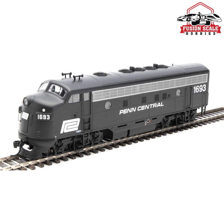 Walthers Mainline HO Scale EMD F7 A Standard DC Penn Central #1693 (black, white)