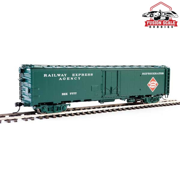 Walthers Proto HO Scale 50' REA Riveted Steel Express Reefer Railway Express Agency #7777 (Early)