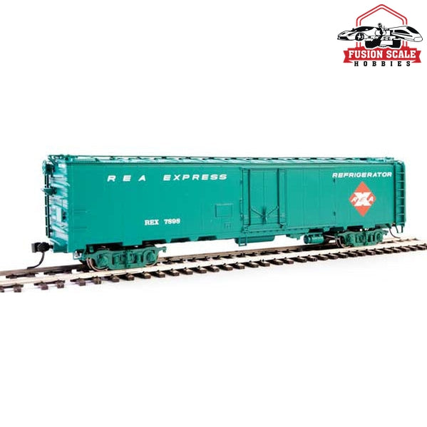 Walthers Proto HO Scale 50' REA Riveted Steel Express Reefer Railway Express Agency #7898 (Light Green)