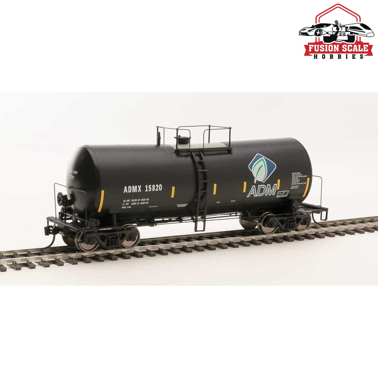 Walthers Proto HO Scale 40' UTLX 16,000-Gallon Funnel-Flow Tank Car - Ready to Run Archer-Daniels-Midland Corn Syrup ADMX #15820