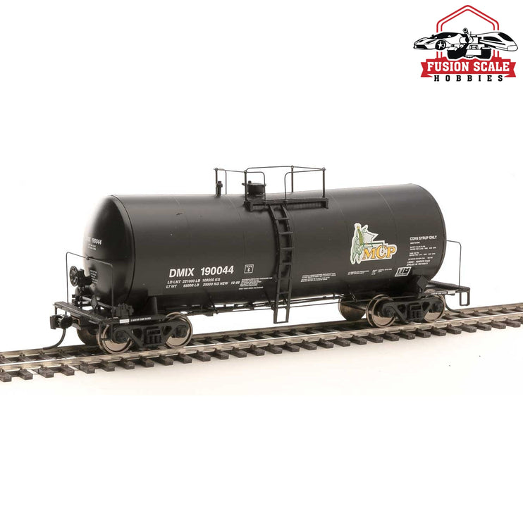 Walthers Proto HO Scale 40' UTLX 16,000-Gallon Funnel-Flow Tank Car - Ready to Run Minnesota Corn Processors DMIX #190044