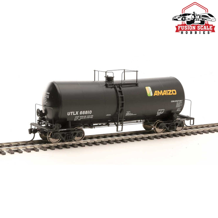 Walthers Proto HO Scale 40' UTLX 16,000-Gallon Funnel-Flow Tank Car - Ready to Run Amaizo UTLX #66810