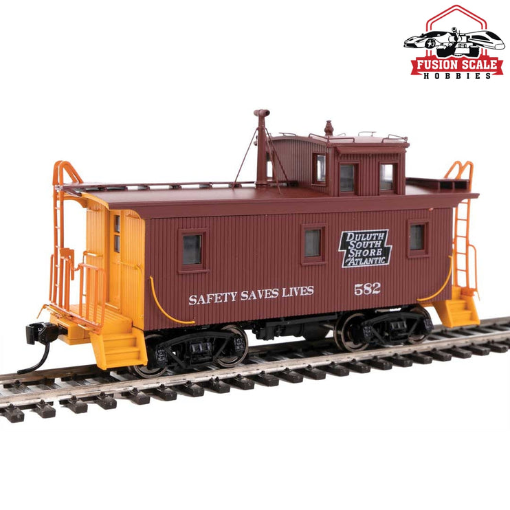 Walthers Proto HO Scale DM&IR Class G2 Wood Caboose - Ready to Run Duluth, South Shore & Atlantic #582