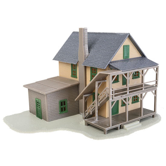 Walthers Trainline Rooming House Kit