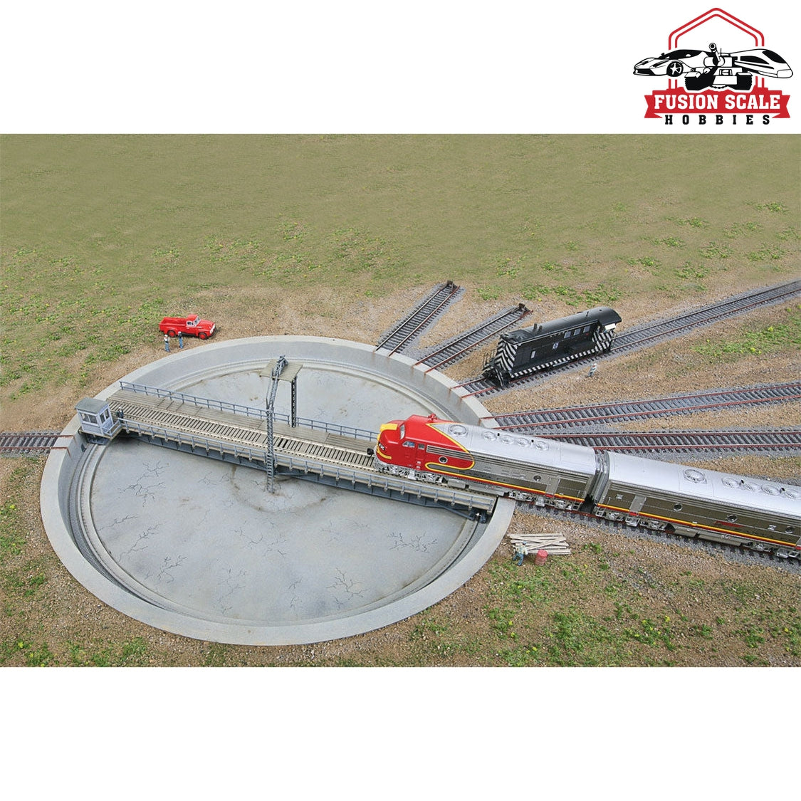 Walthers Cornerstone HO Scale Motorized 110' Turntable Assembled 167/16" 41.7cm Overall Diameter