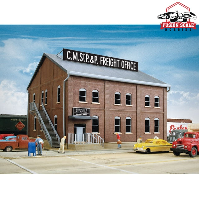 Walthers Cornerstone HO Scale Brick Freight Office Kit 813/16 x 9 x 61/8" 22.4 x 22.9 15.6cm