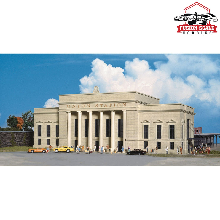 Walthers Cornerstone HO Scale Union Station Kit 193/4 x 81/4 x 7" 49.3 x 20.6 x 17.5cm