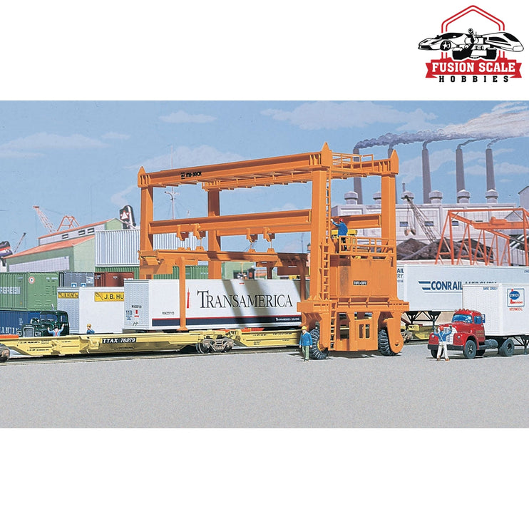 Walthers Cornerstone HO Scale MIJACK Translift(R) Intermodal Crane Kit 73/8 x 33/4" 18.7 x 9.5cm