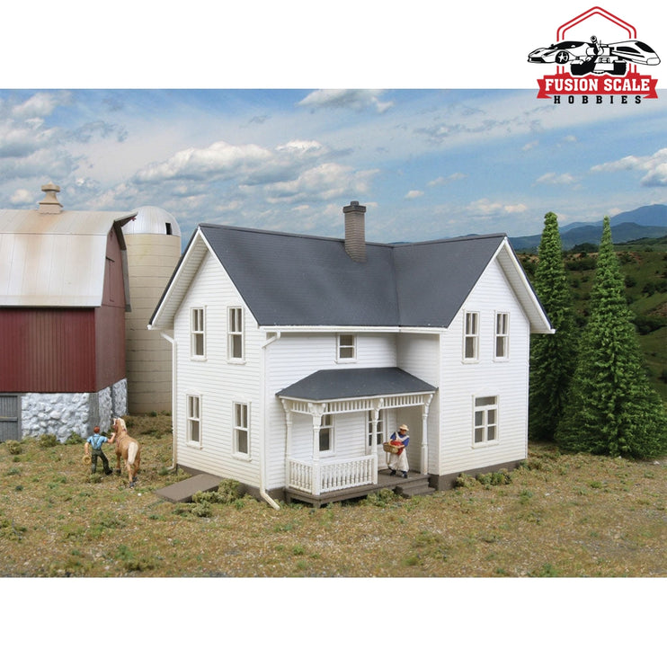 Walthers Cornerstone HO Scale Lancaster Farmhouse Kit 515/16 x 41/2 x 45/16" 15.1 x 11.4 x 11cm