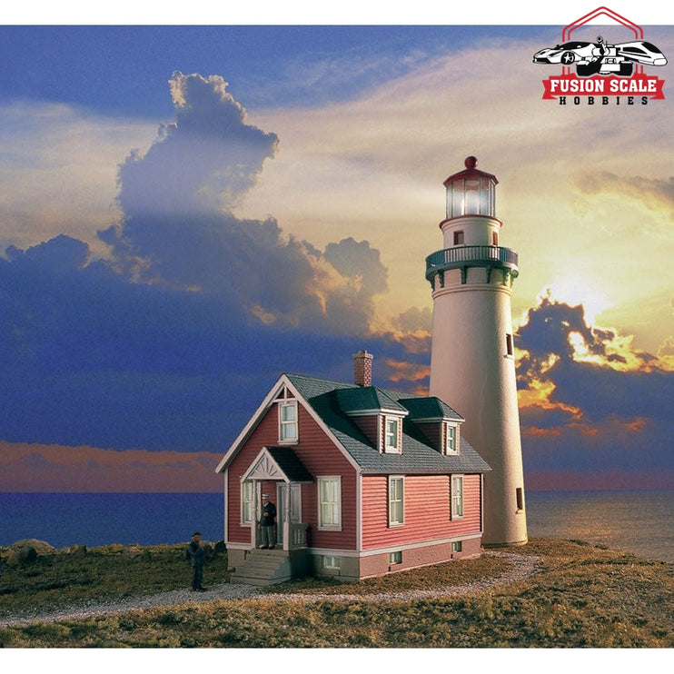 Walthers Cornerstone HO Scale Rocky Point Lighthouse Kit 3 x 81/8 x 87/8" 7.5 x 20.3 x 22.8cm