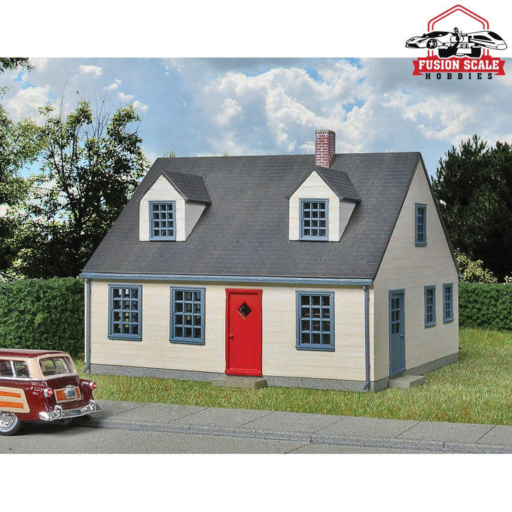 Walthers Cornerstone HO Scale Cape Cod House Kit 41/4 x 35/8 x 3" 10.7 x 9.2 x 7.6cm