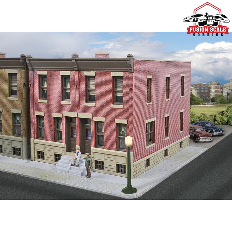 Walthers Cornerstone HO Scale Row House Kit 713/16 x 49/32 x 4" 19.8 x 10.8 x 10.1cm