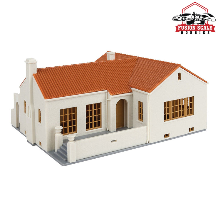 Walthers Cornerstone HO Scale MissionStyle Bungalow House Kit 415/16 x 59/16 x 213/16" 12.5 x 14.1 x 7.1cm