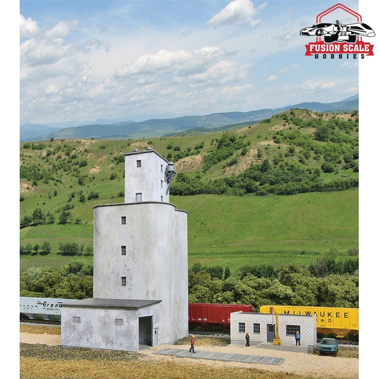 Walthers Cornerstone N Scale Prairie CoOp Elevator Kit