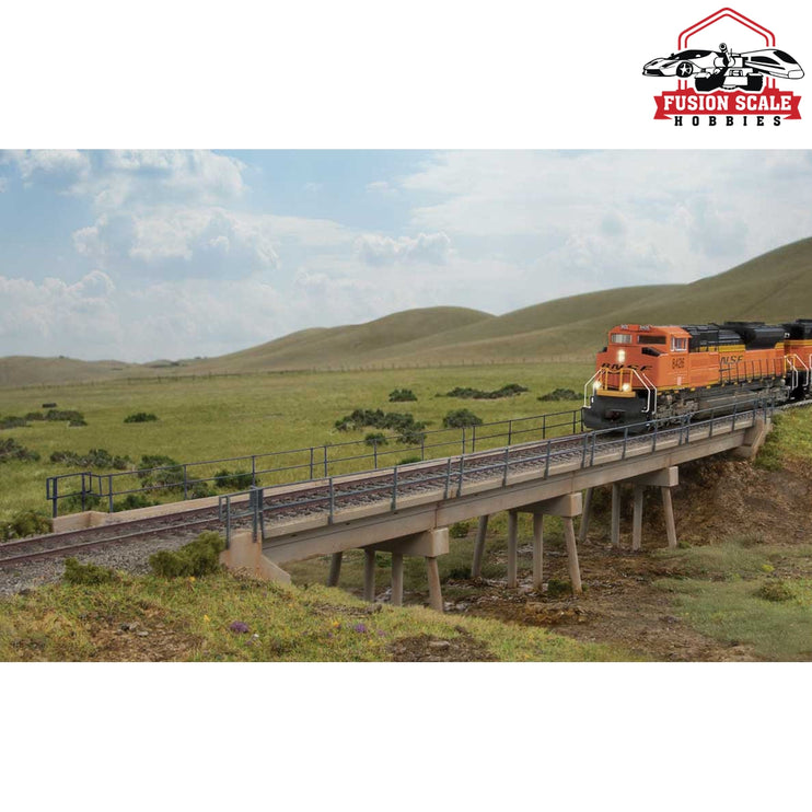 Walthers Cornerstone HO Scale Modern ShortSpan Concrete Railroad Bridge Kit 177/8 x 213/16 x 27/8" 45.4 x 7.1 x 7.3cm